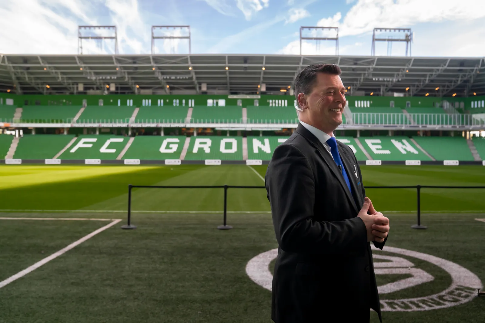 Beslisser in het stadion van FC Groningen